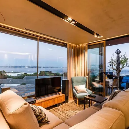 The Minipenthouse Terrace & *