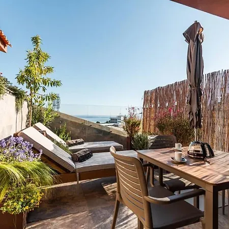 The Minipenthouse Terrace & *