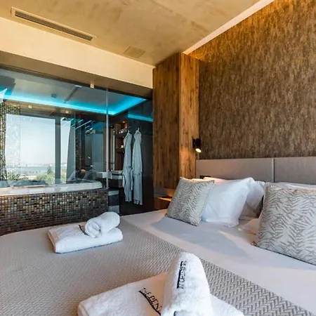 The Minipenthouse Terrace & *