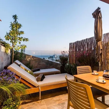 The Minipenthouse Terrace & *