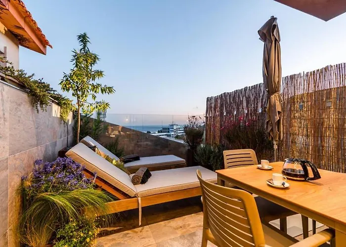 The Minipenthouse Terrace & *